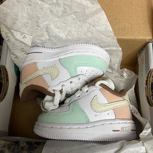 Nike Force 1 LV8 baby 2c